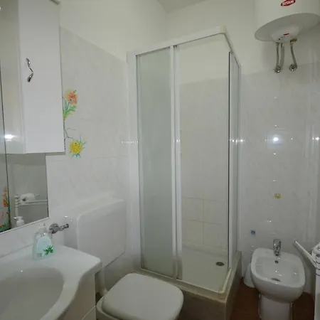 Santolina Apartment *